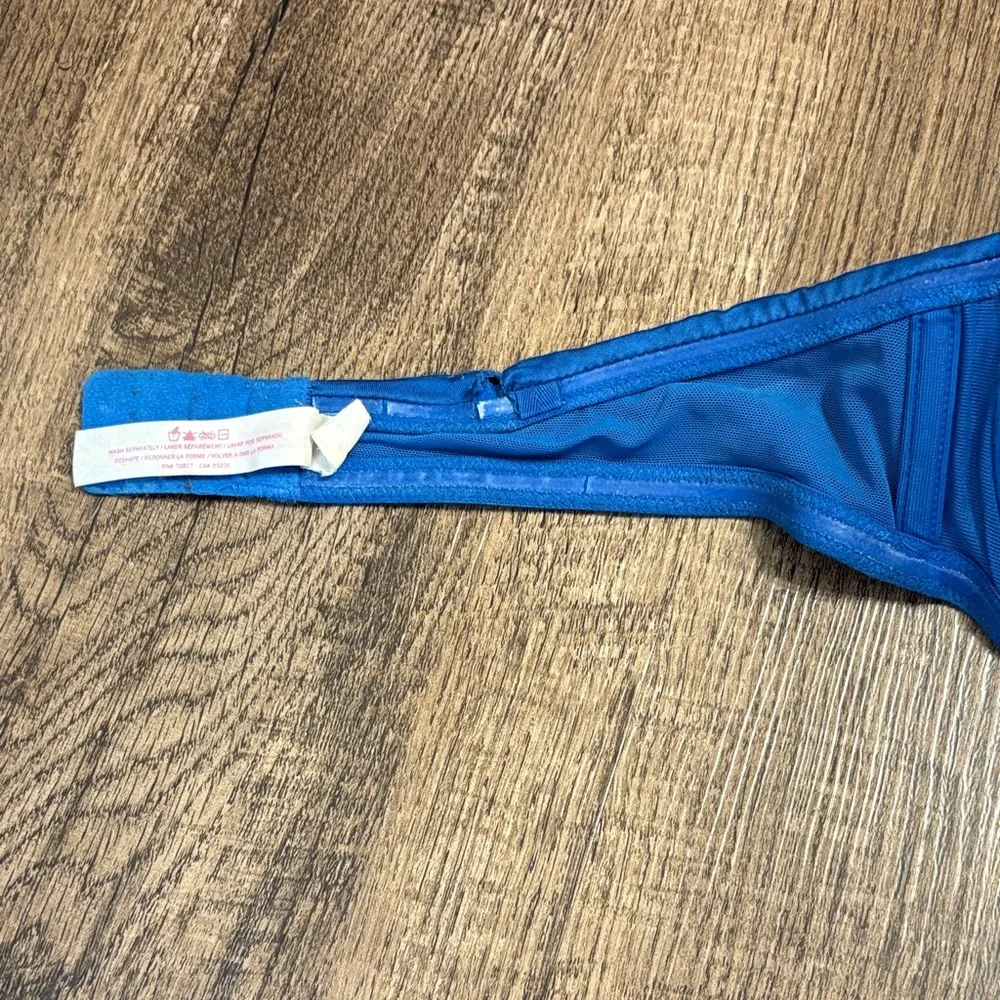 Victoria Secret Pink Multi-Way Strapless Bright Blue Padded Push-up Bra